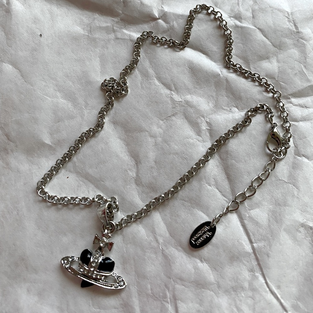 black heart vivienne westwood necklace